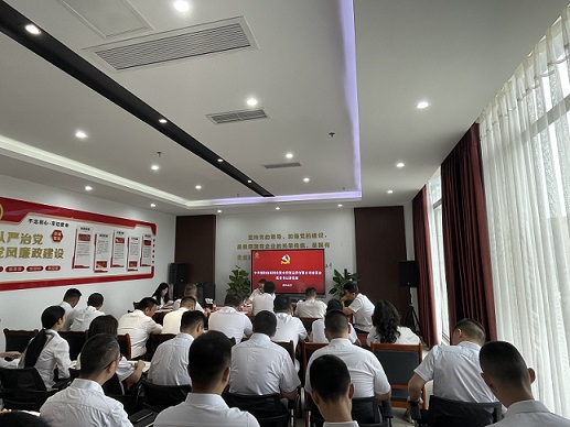 b32ff3b72e0808e2a8d9128a678fe94.jpg b32ff3b72e0808e2a8d9128a678fe94.jpg